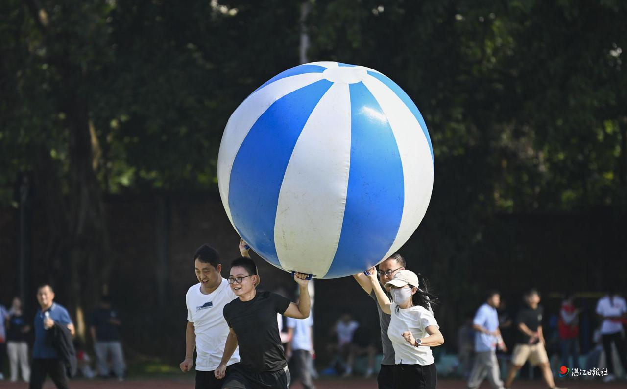 大学运动会_广东海洋大学第二十五届田径运动会_体育承载梦想海大成就未来